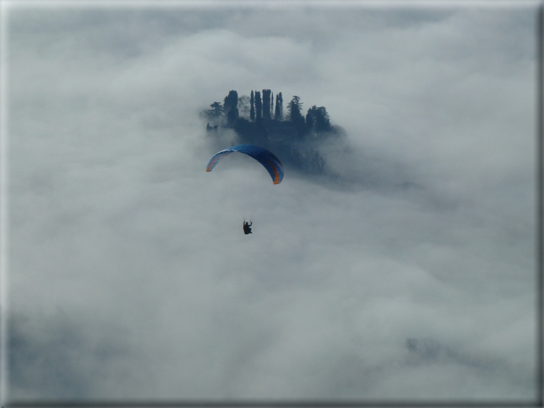 foto Pedemontana Veneta nella nebbia